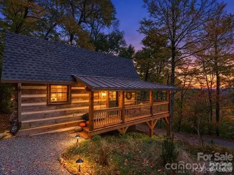 963 El Miner Dr, Mars Hill, NC 28754