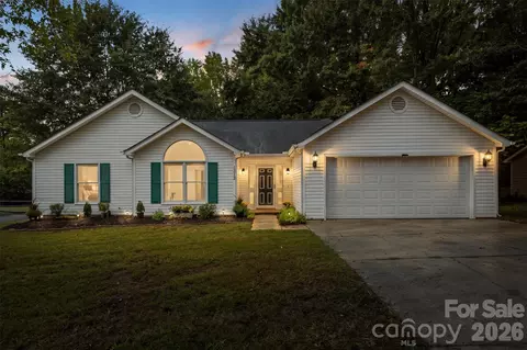1312 Newfound Hollow Dr, Charlotte, NC 28214