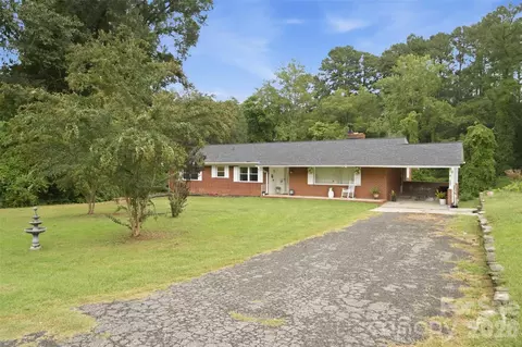 914 Springdale Ln, Gastonia, NC 28052