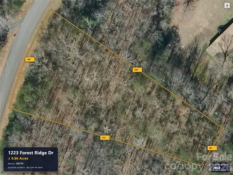 1223 Forest Ridge Dr, Bessemer City, NC 28016