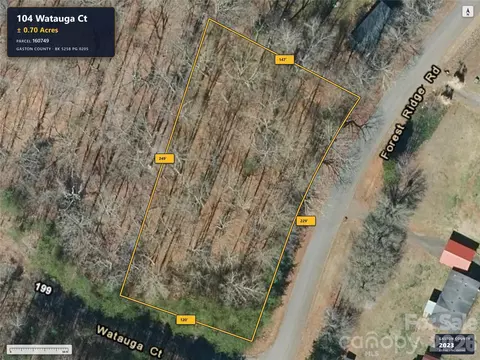 104 Watauga Ct, Bessemer City, NC 28016