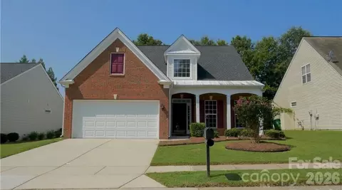 9532 Kestral Ridge Dr, Charlotte, NC 28269