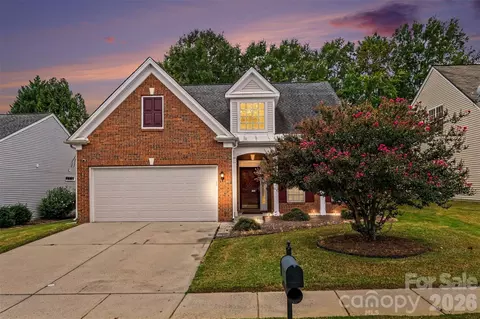 9532 Kestral Ridge Dr, Charlotte, NC 28269
