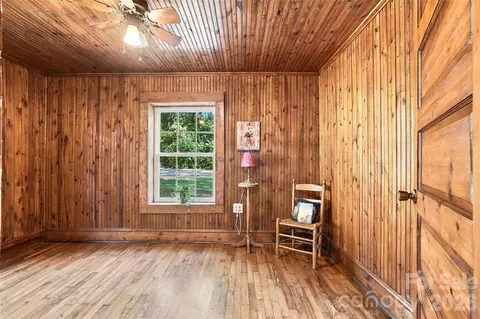 Bedroom - 114 Beacon Hill Rd, Ellenboro, NC 28040 photo 2 of 3