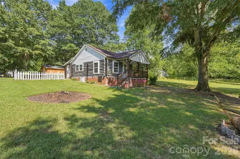Exterior - 114 Beacon Hill Rd, Ellenboro, NC 28040 photo 4 of 7