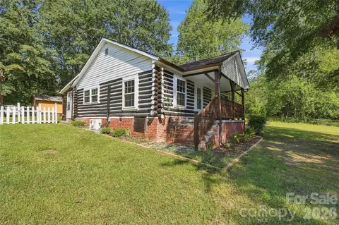 Exterior - 114 Beacon Hill Rd, Ellenboro, NC 28040 photo 3 of 7