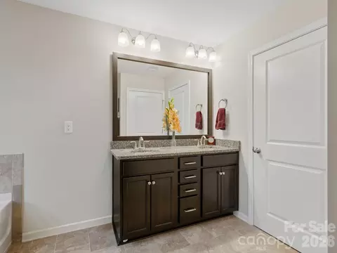Bath - 859 Pennington Dr, Lancaster, SC 29720 photo 2 of 4