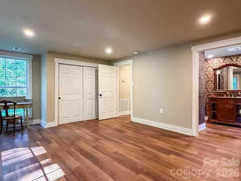 Bedroom - 283 Robin Dr, Marion, NC 28752 photo 1 of 5