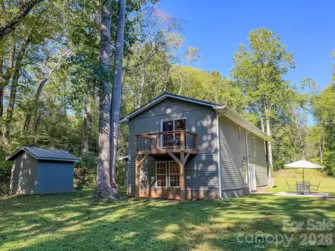 Exterior - 283 Robin Dr, Marion, NC 28752 photo 7 of 10