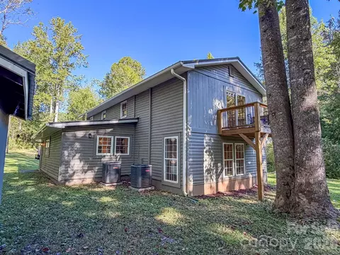 Exterior - 283 Robin Dr, Marion, NC 28752 photo 6 of 10
