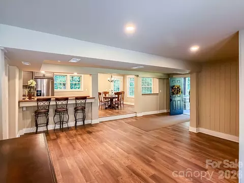 Living - 283 Robin Dr, Marion, NC 28752 photo 2 of 5