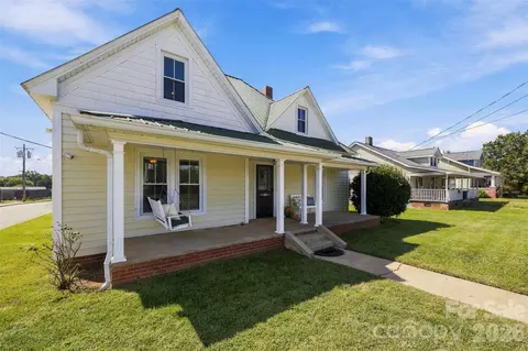 Exterior - 322 E Main St, Maiden, NC 28650 photo 8 of 8