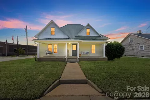 322 E Main St, Maiden, NC 28650