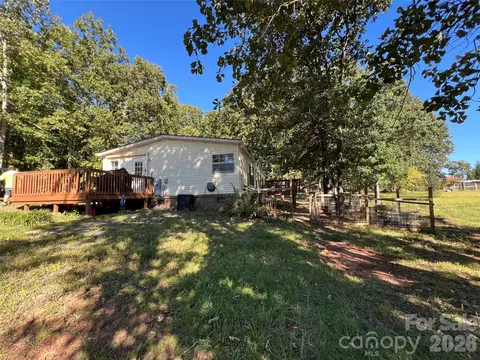 144 Skyview Ave, Forest City, NC 28043