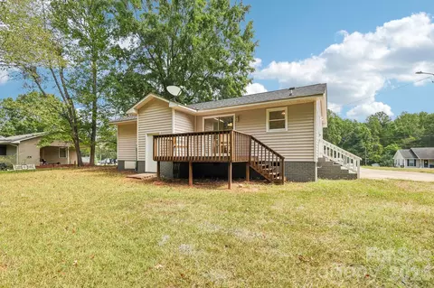 Exterior - 2199 Pacer Rd, Lancaster, SC 29720 photo 4 of 4
