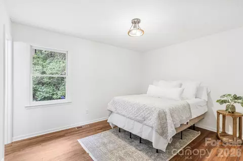 Bedroom - 2199 Pacer Rd, Lancaster, SC 29720 photo 3 of 3