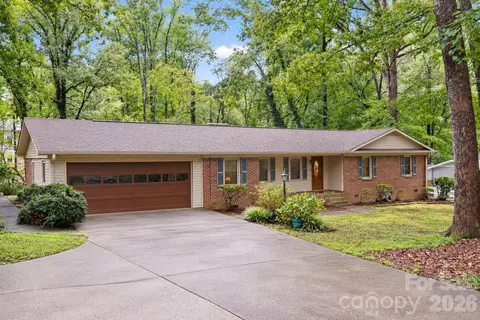 2604 Shearer Dr, Statesville, NC 28625