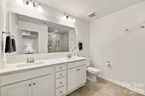 Bath - 759 Kitfox Nw Dr NW, Concord, NC 28027 photo 1 of 2