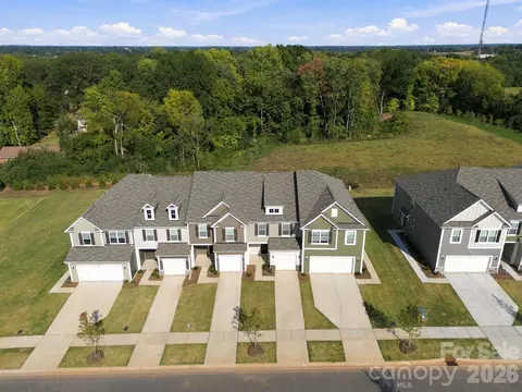 View/Area - 759 Kitfox Nw Dr NW, Concord, NC 28027 photo 1 of 6