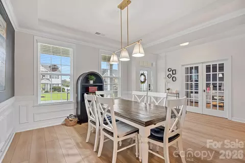 Dining - 2071 Feldspar Dr, Davidson, NC 28036 photo 2 of 3