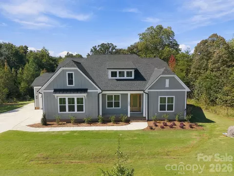 1264 Sage Pine 15 Cir #15, Clover, SC 29710