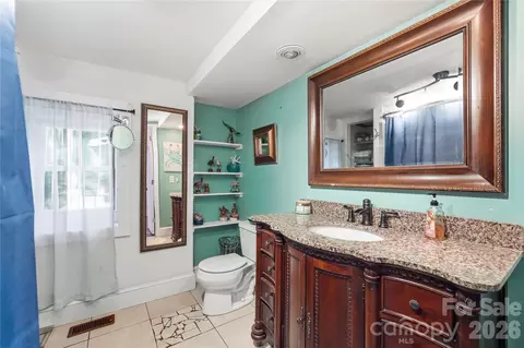 Bath - 807 218 E Hwy E, Monroe, NC 28110 photo 1 of 1