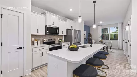 505 Annagh Dr, Charlotte, NC 28217