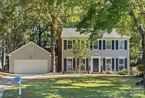 7214 Falconwood Ct, Charlotte, NC 28227