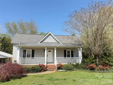 240 Nixon Rd, Belmont, NC 28012