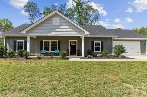 916 Westminster 8 Dr #8, Statesville, NC 28677