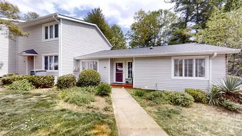 44 Hollybrook Dr, Asheville, NC 28803