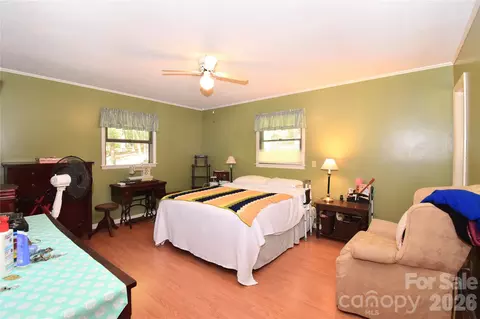 Bedroom - 39 Maynard Rd, Candler, NC 28715 photo 2 of 3