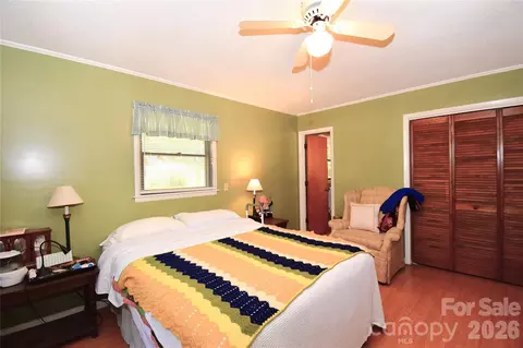 Bedroom - 39 Maynard Rd, Candler, NC 28715 photo 1 of 3