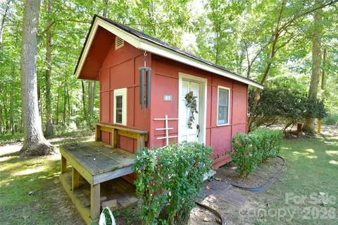 Exterior - 39 Maynard Rd, Candler, NC 28715 photo 16 of 20