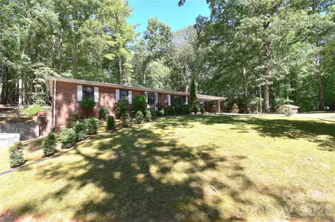 Exterior - 39 Maynard Rd, Candler, NC 28715 photo 7 of 20