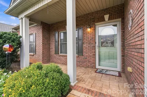 Exterior - 808 3rd Ne St NE, Conover, NC 28613 photo 2 of 4