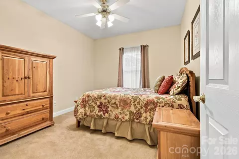 Bedroom - 808 3rd Ne St NE, Conover, NC 28613 photo 4 of 5