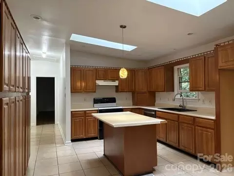 Kitchen - 20 Pheasant Run Rd, Brevard, NC 28712 photo 1 of 1