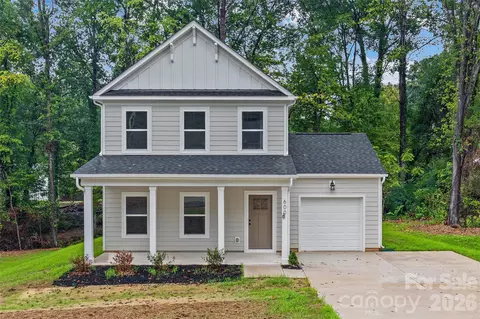 600 W Lewis St, Dallas, NC 28034