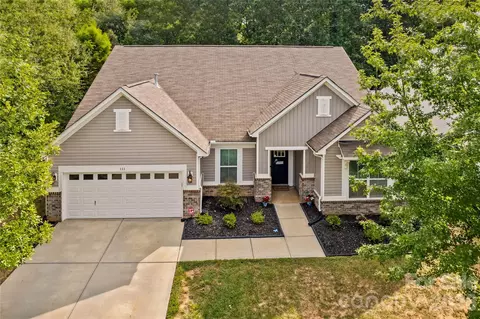 111 Paradise Hills Cir, Mooresville, NC 28115