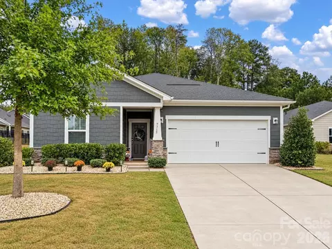 7715 Porrera St, Charlotte, NC 28214