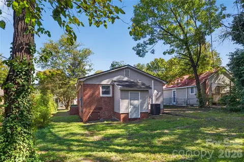 Exterior - 427 Clinton Ave, Lancaster, SC 29720 photo 2 of 6