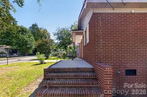 Exterior - 427 Clinton Ave, Lancaster, SC 29720 photo 5 of 6