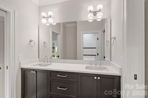 Bath - 705 N Main St, Davidson, NC 28036 photo 3 of 5