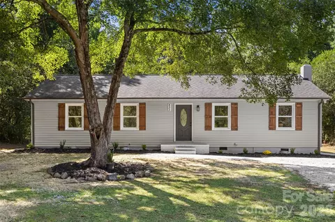 452 Riverdale Rd, Mocksville, NC 27028