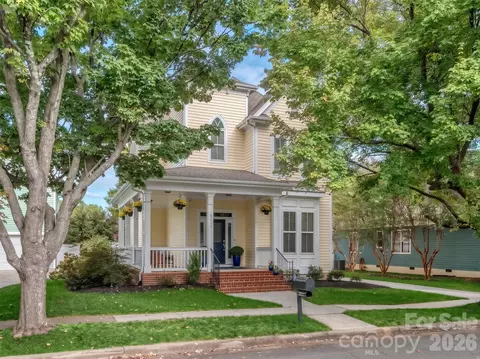 8211 Strandhill Rd, Huntersville, NC 28078