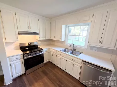 Kitchen - 1809 Love Rd, Monroe, NC 28110 photo 1 of 1