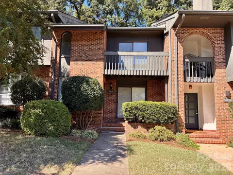 5803 Sharon E Rd #E, Charlotte, NC 28210