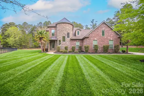 16202 Monnet Place Ct, Charlotte, NC 28278