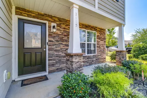 Exterior - 2115 Fieldstone Gate Cv, Monroe, NC 28112 photo 4 of 5